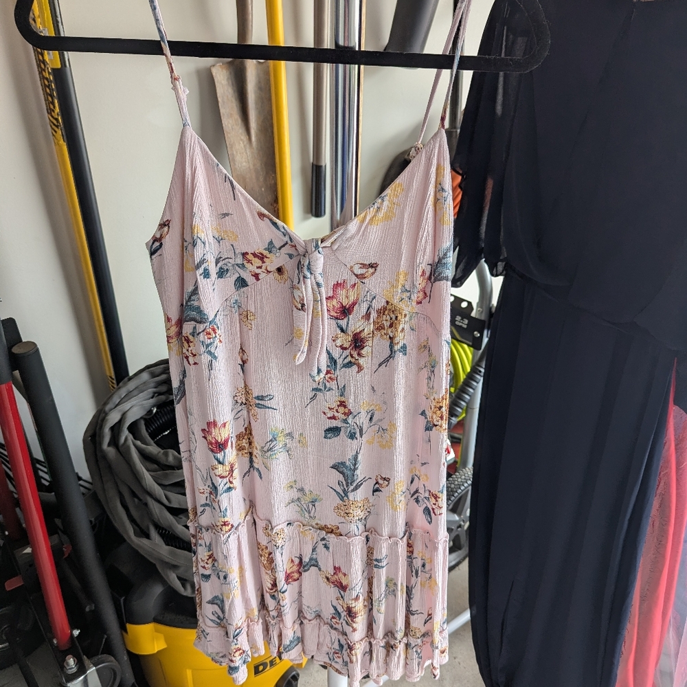 Xhilaration Pink Floral Dress Size Medium